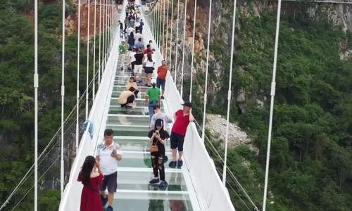 World’s longest glass bridge in Vietnam draws thousands upon opening