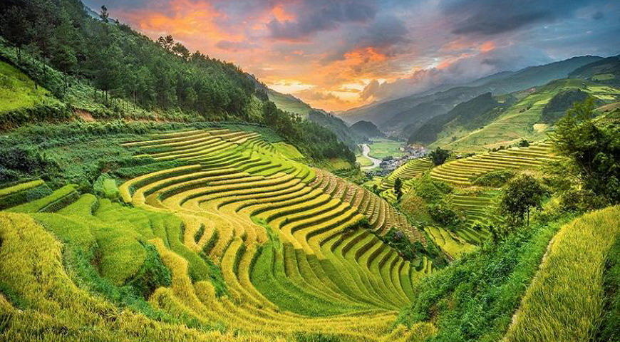 When is the best time to visit Sapa?