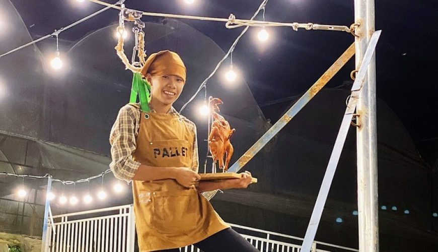 Grilled chicken flies to the table in Da Lat eatery