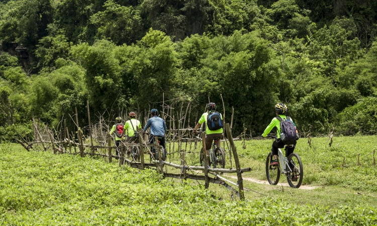 Phong Nha Countryside Bicycle Tour